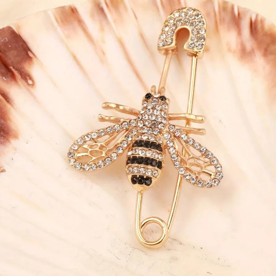Little Bee Brooch Pin for Women Men Elegant Jewelry Gift Accessory