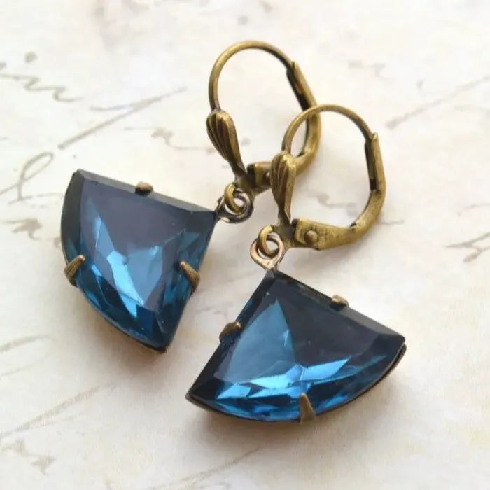 Vintage Fan-Shaped Crystal Pendant Earrings for Women Zinc Alloy Jewelry