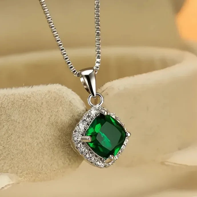 Elegant Cubic Zirconia Geometric Pendant Necklace for Women Wedding Copper Alloy