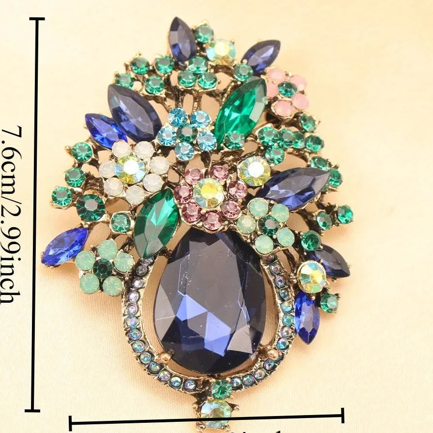 Luxury Classic Flower Brooch Pin for Women Men Elegant Gift Accessory