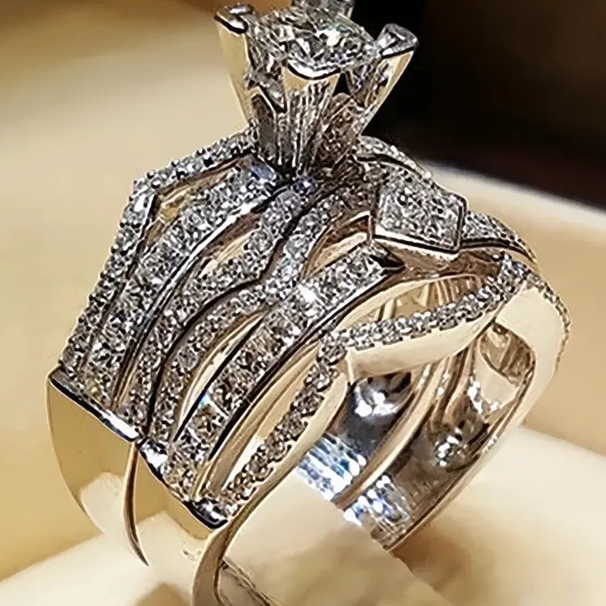 Luxury Bridal 2-Piece Cubic Zirconia Brass Wedding Engagement Ring Set Women