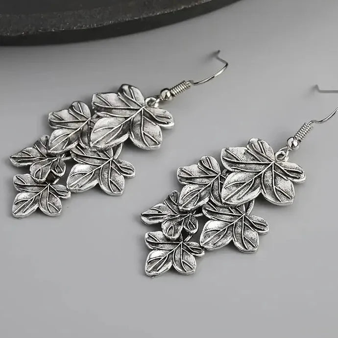 Vintage Women's Leaf Petal Pendant Drop Earrings Zinc Alloy Jewelry Gift