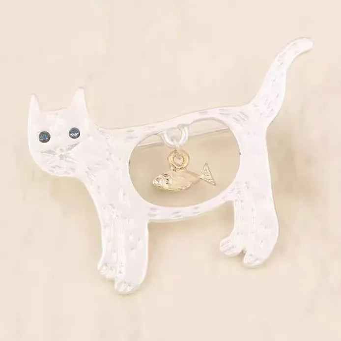 Small Fresh Cat Brooch, Minimalist Classic Gift for Men and Women