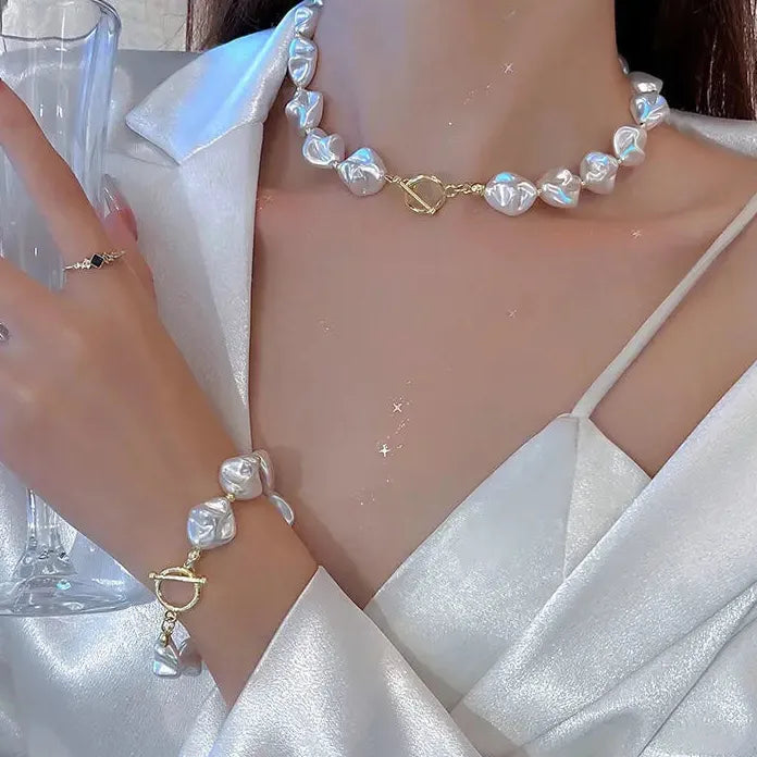 2026 Elegant Baroque Imitation Pearl Beaded Choker Necklace & Bracelet Set
