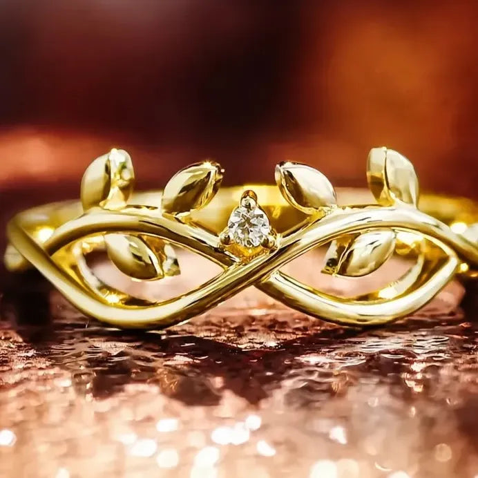 Elegant Gold Leaf Cubic Zirconia Wedding Band Ring for Women