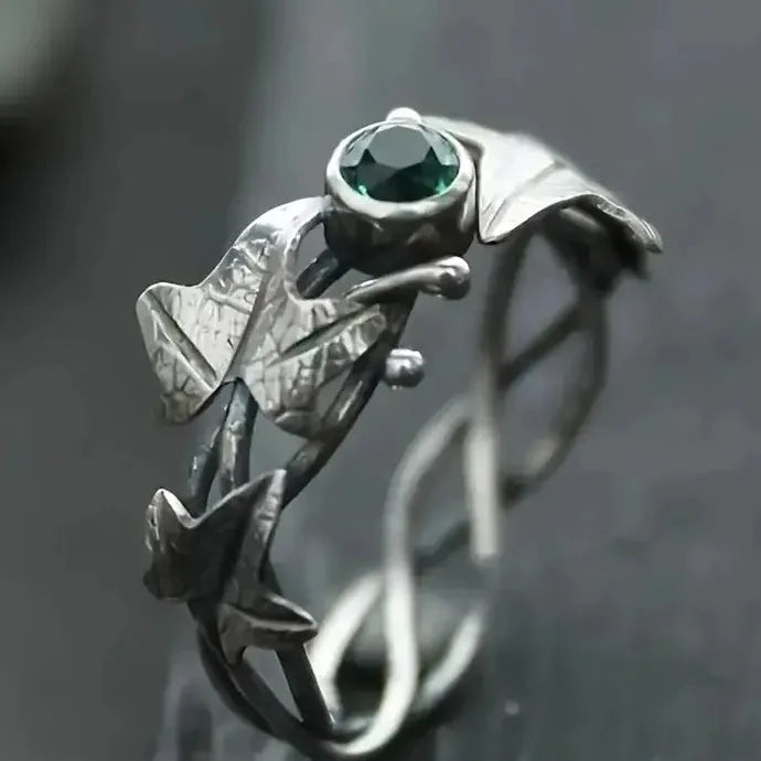 Retro Leaf Ivy Ring Women Acrylic Zinc Alloy European American Style