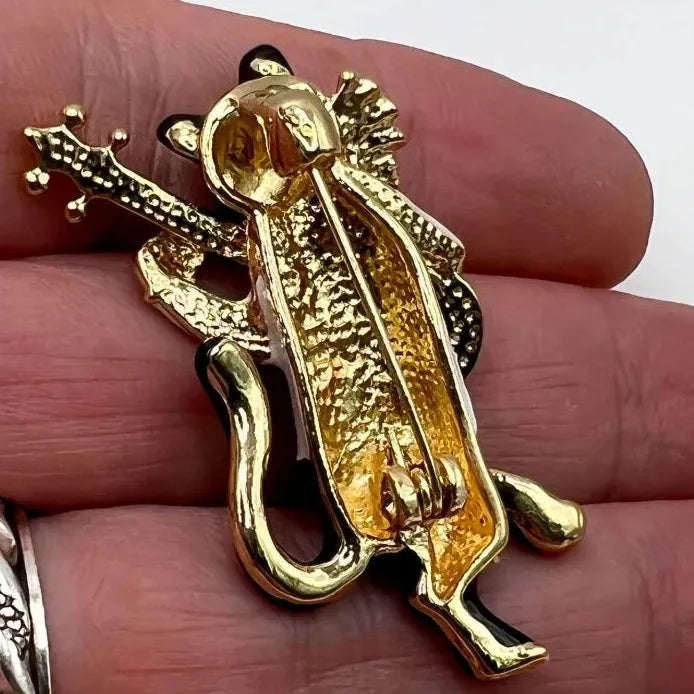 Vintage Cat Animal Brooch Musical Instrument Pin Trendy Jewelry for Women