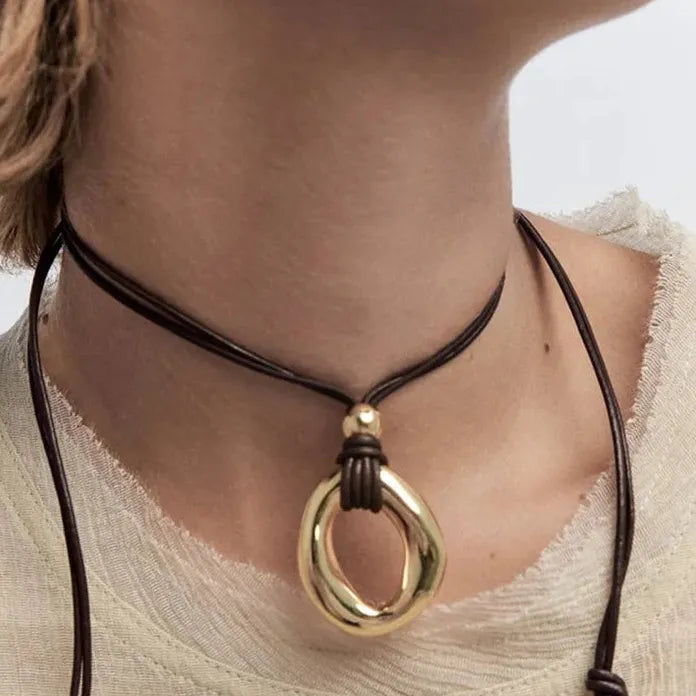 Black Cord Round Pendant Necklace for Women Party Gifts Jewelry