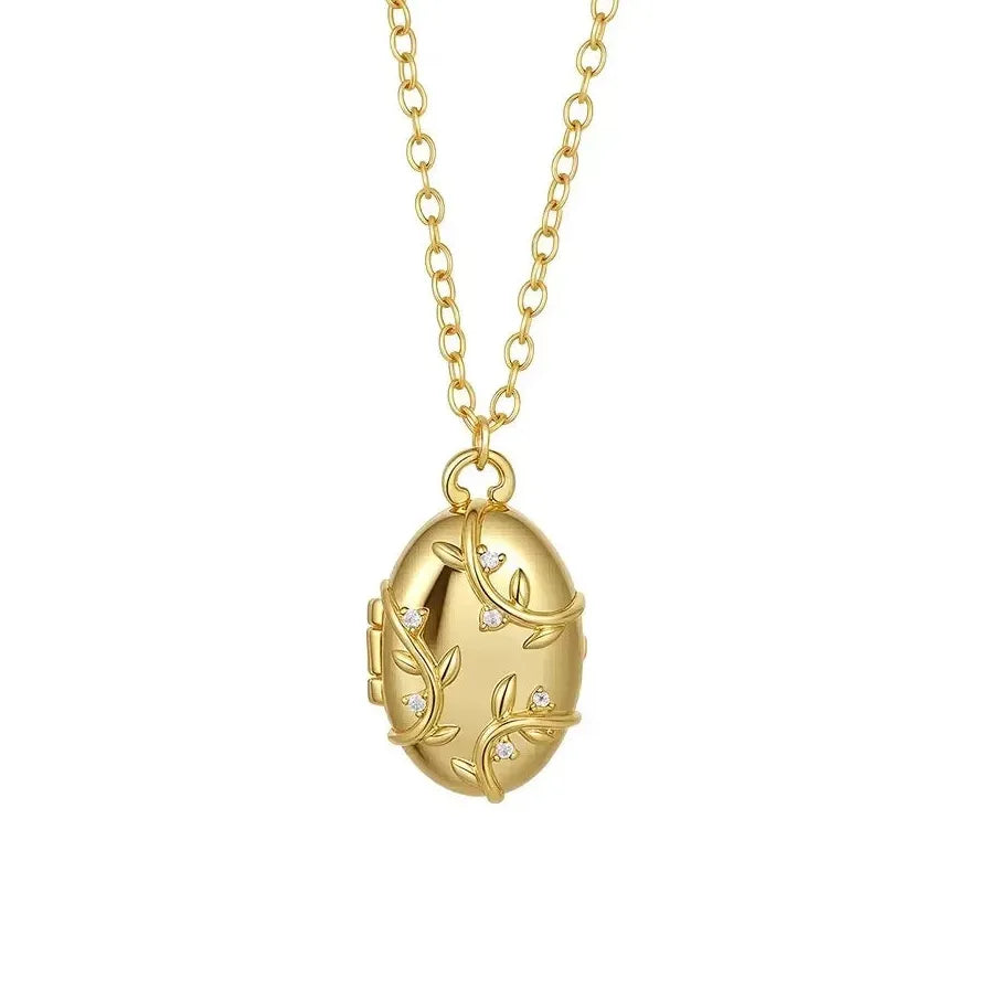 Custom Butterfly Shell Photo Locket Necklace Women Stainless Steel Vintage Memorial Jewelry Mother's Day Gift
