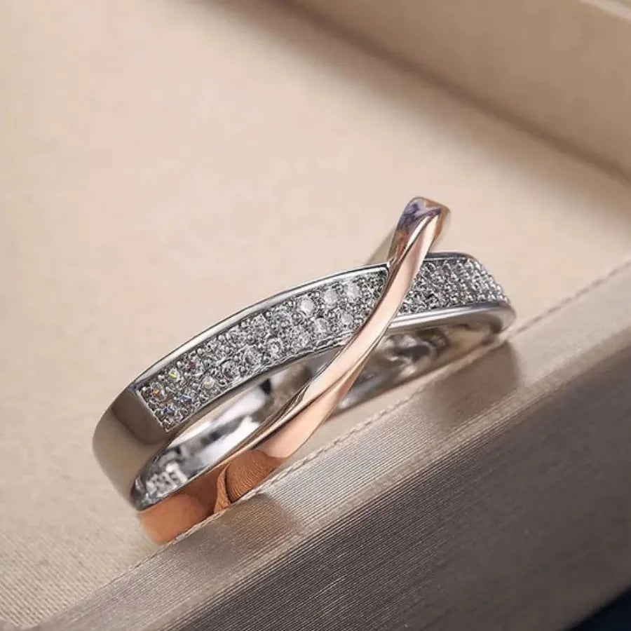 Fresh Two Tone X Shape Zinc Alloy Cross Ring for Women Wedding Jewelry Trend