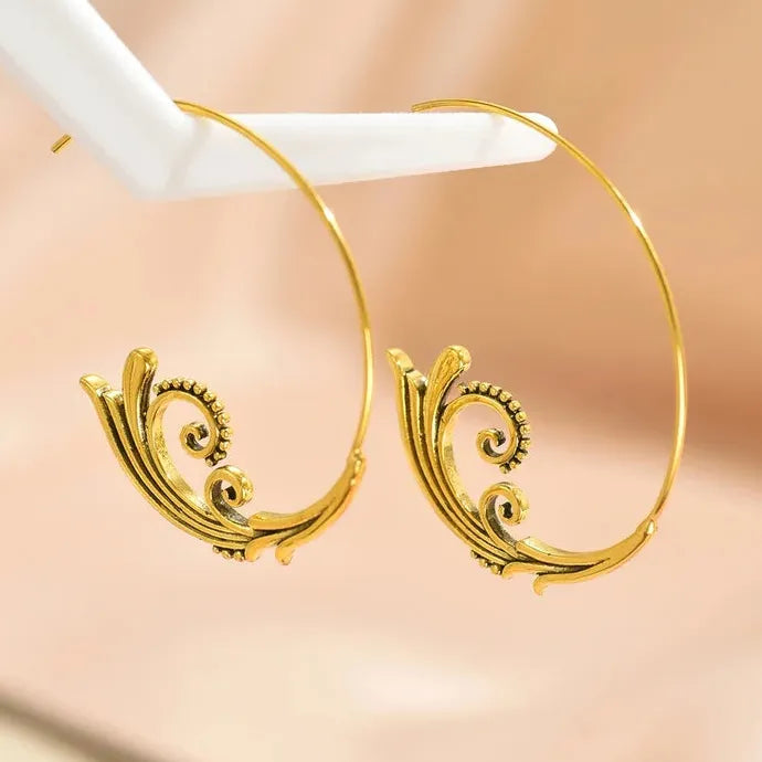 Vintage C-Shaped Women's Earrings Silver Pendant Plant Flower Leaf Zinc Alloy