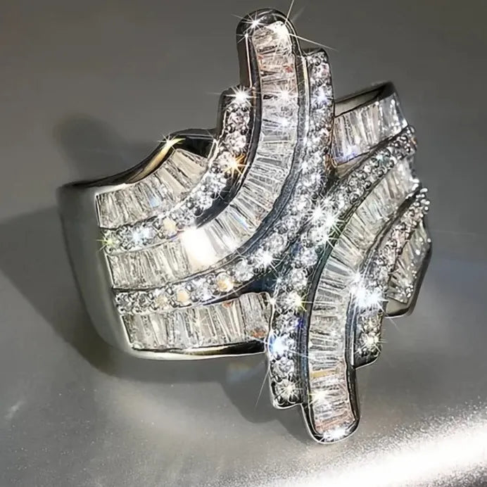Modern Delicate Cubic Zirconia Finger Ring for Women Engagement Jewelry