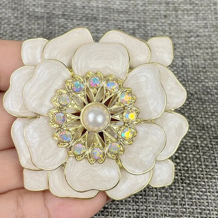 French Multi-Layer Glitter Flower Brooch Pin Classic Jewelry for Women