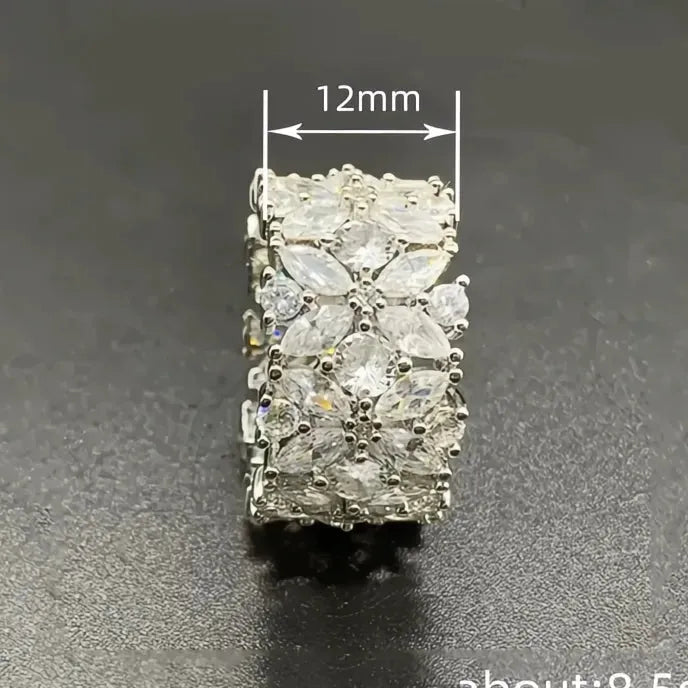 Charming Flower Design Women’s Ring Brass Cubic Zirconia Sparkling Cocktail Fashion Jewelry