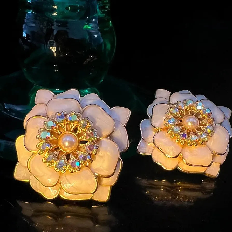 French Multi-Layer Glitter Flower Brooch Pin Classic Jewelry for Women