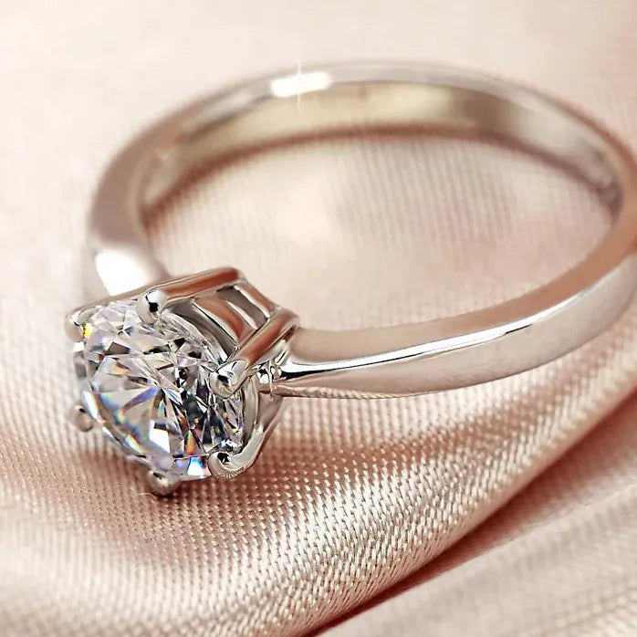 Six Claw Cubic Zirconia Silver Wedding Ring for Women Elegant Gift