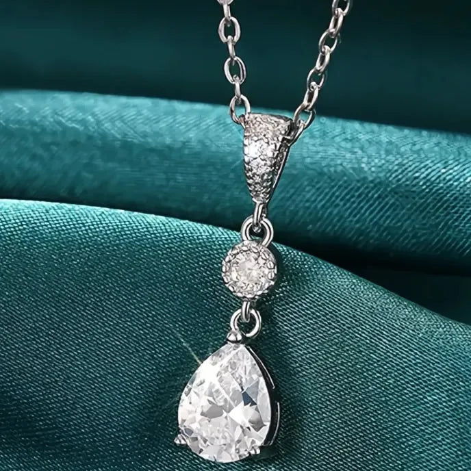 Elegant Women Water Drop Pendant Necklace Cubic Zirconia Sparkling Party Jewelry