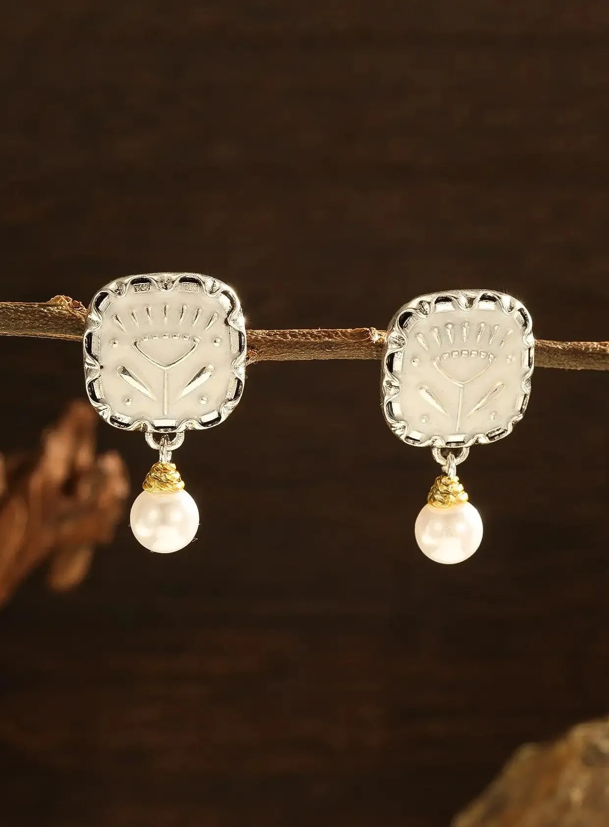 Fashionable Pearl Drop Animal Earrings for Women Cocktail Party Jewelry