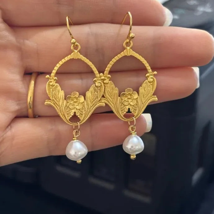 Bohemian Silver Metal Carving Plant Pattern Pearl Drop Earrings for Women