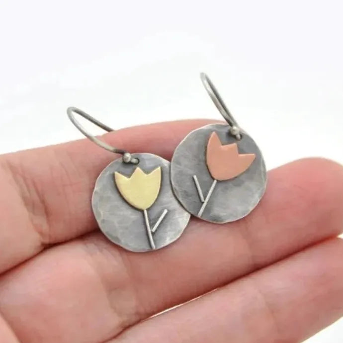 Vintage Geometric Tulip Flower Carved Zinc Alloy Earrings for Women