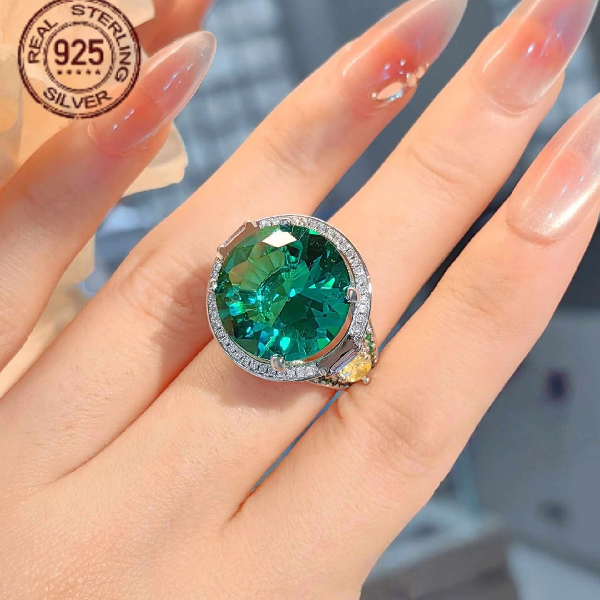 2026 Round Cut Lab Emerald Ring 925 Sterling Silver – Vintage Hollow White Gold Plated