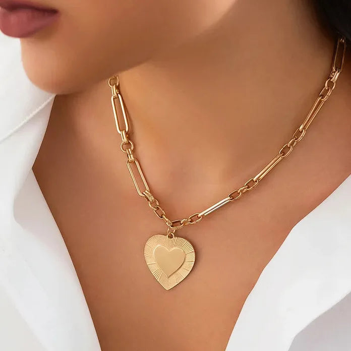 Y2K Heart Necklace for Women Girls Gold Metal Clavicle Chain Choker