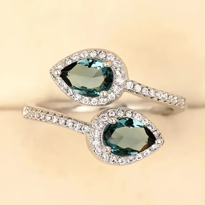 Adjustable Elegant Water Drop Cubic Zirconia Ring for Women