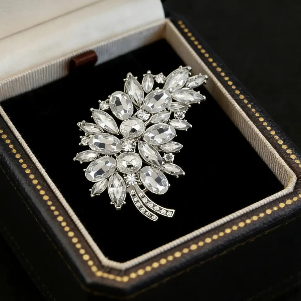 Luxury Floral Brooch Pin Elegant Classic Jewelry Accessory for Women