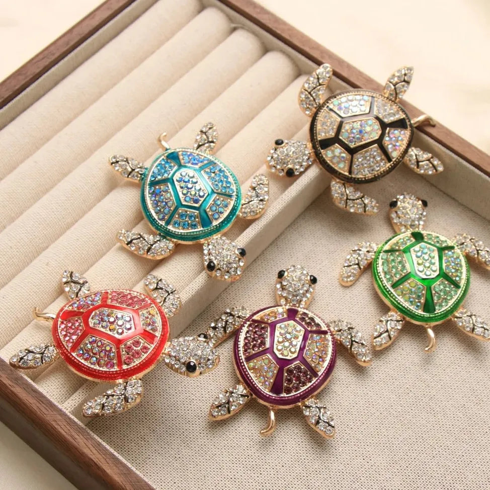 Classic Luxury Turtle Brooch for Men & Women Elegant Gift Accessory