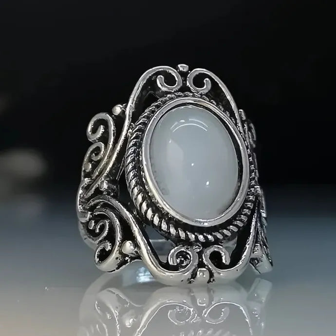 Vintage Silver Hollow Oval Simulated Opal Geometric Zinc Alloy Ring for Women