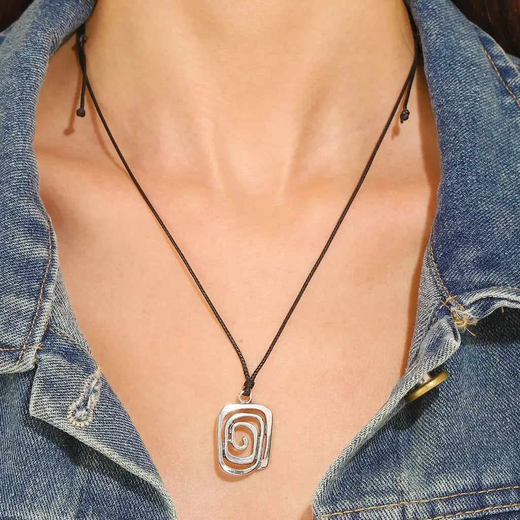 Vintage Spiral Vortex Zinc Alloy Circle Pendant Leather Necklace Women Unisex