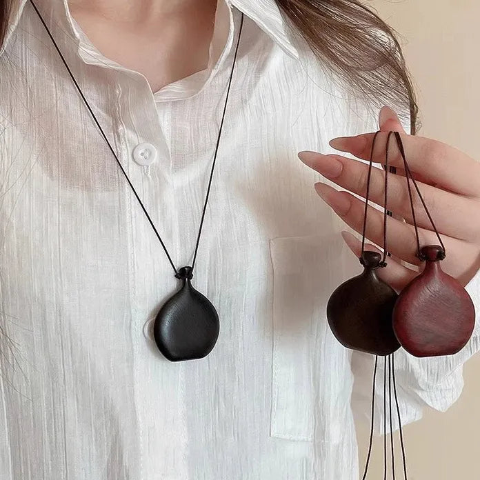 Adjustable Wooden Flagon Pendant Necklace for Women Birthday Gift