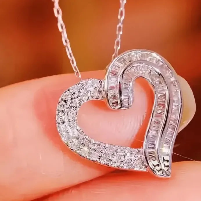 Elegant Noble Heart Pendant Necklace with Sparkling CZ Wedding Band Gift