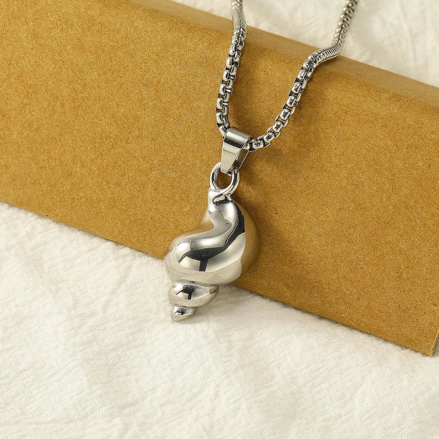 Stainless Steel Hiphop Rock Snail Shell Pendant Necklace Choker Gift Jewelry