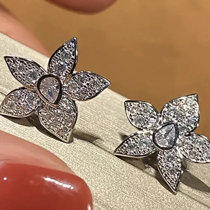 Delicate Flower Shaped Women Stud Earrings Copper Alloy CZ Jewelry