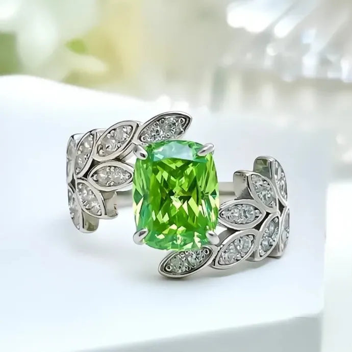 Light Green Cubic Zirconia Leaf Design Women’s Brass Wedding Band Ring