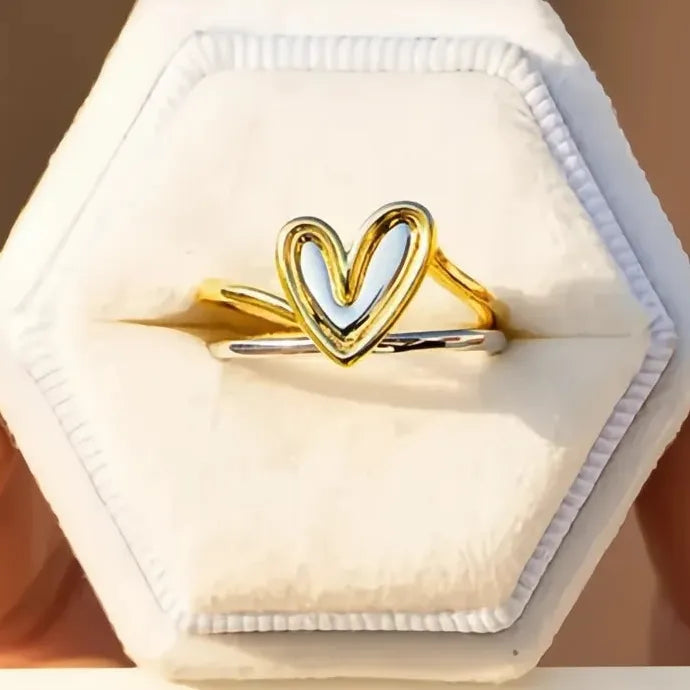 Romantic Two-tone Hollow Heart Brass Ring for Women Wedding Jewelry