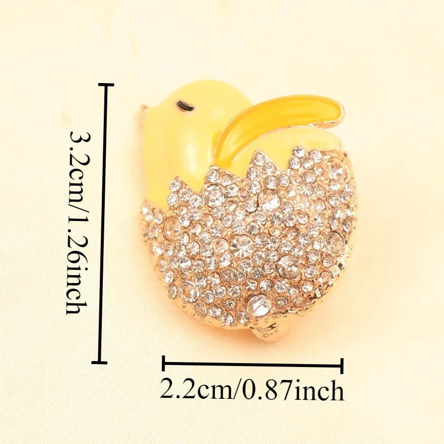 Luxury Classic Brooch for Men & Women Elegant Gift Accessory