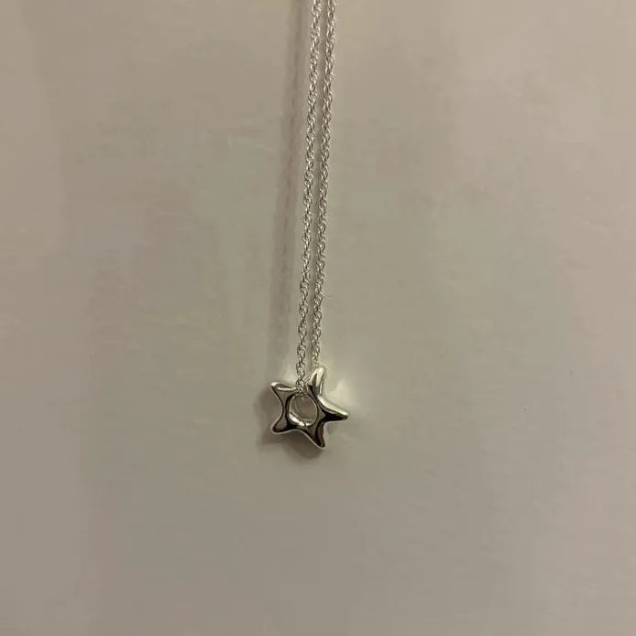 Star Hollow Zinc Alloy Choker Necklace Vintage Pendant Jewelry for Women Men