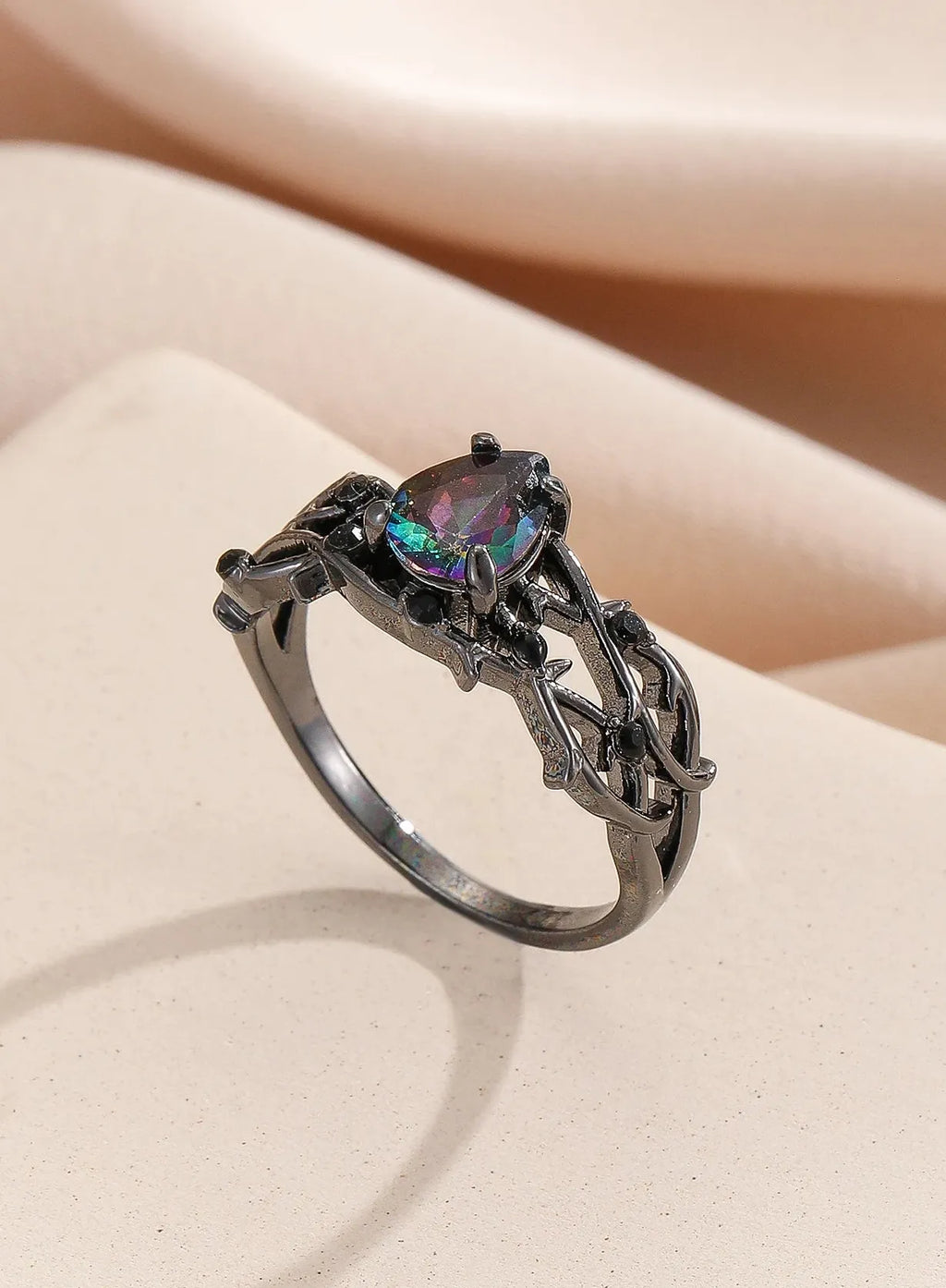 Luxury Gun Black Cubic Zirconia Vine Ring Women’s Classic Wedding Jewelry