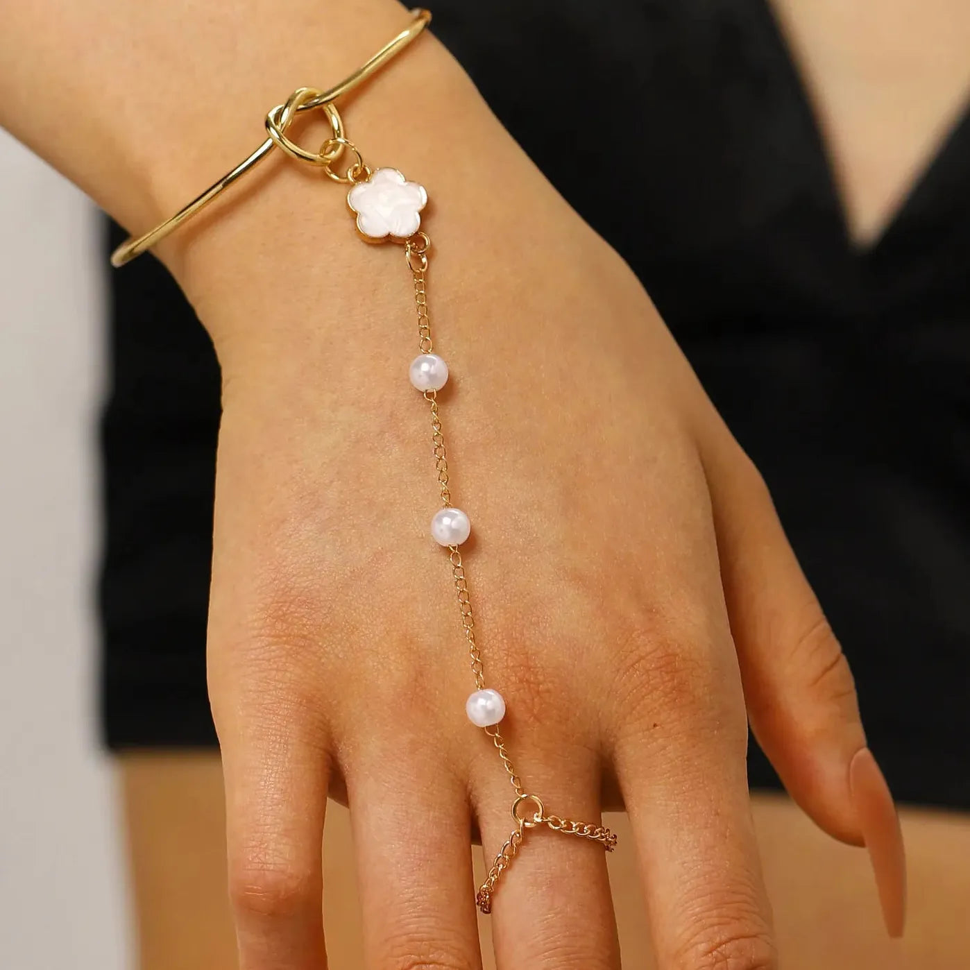 Bohemian Simulated Pearl Beaded Bracelet for Women Vintage Flower Jewelry Gift