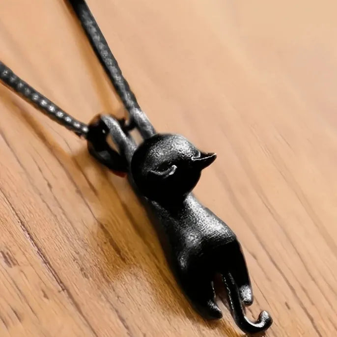 Cute Cat Pendant Necklace for Women Y2K Black White Animal Jewelry Trendy Party Gift