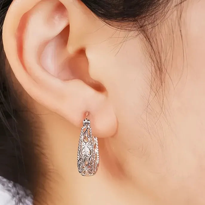 Graceful Hollow-Out Design Metal Hoop Earrings for Women Elegant Anniversary Jewelry Silver Color