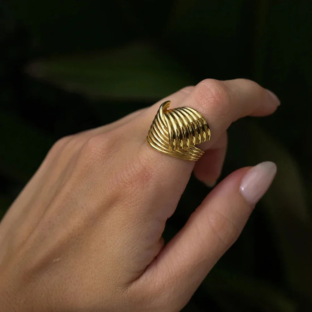 18k Gold Plated Knot Ring Women’s Stainless Steel Textured Waterproof Jewelry