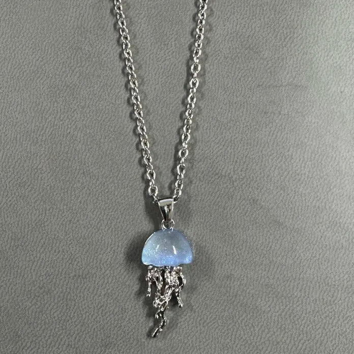 Silver Starfish Jellyfish Pendant Necklace for Women Zinc Alloy Gift