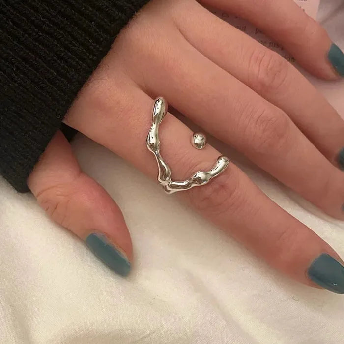 Vintage Irregular Hollow Adjustable Cocktail Ring for Women Fashion Jewelry