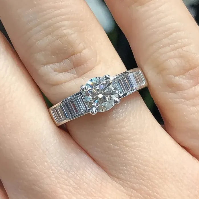 Elegant AA Round Cubic Zirconia Brass Wedding Engagement Ring for Women