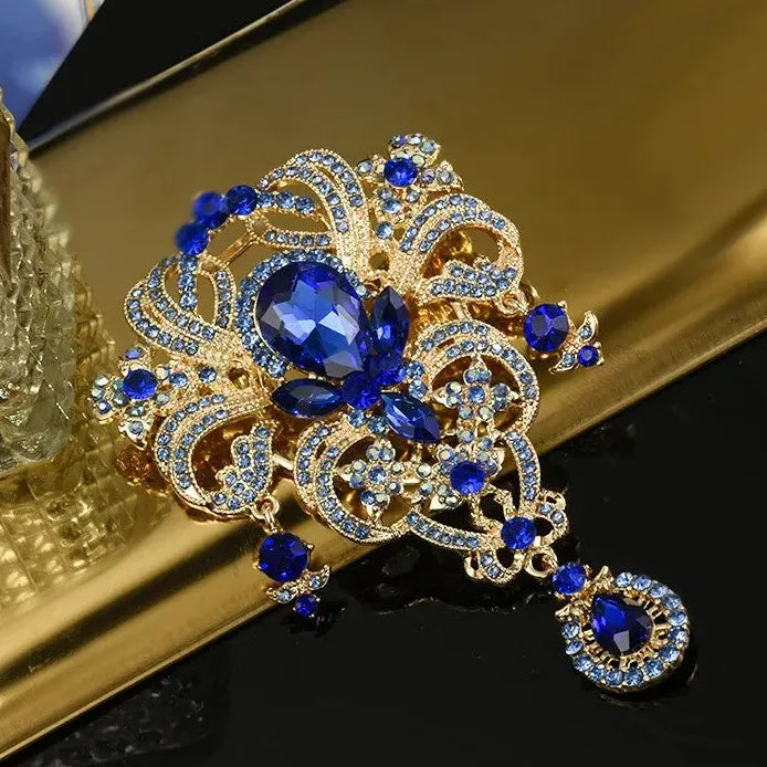 Vintage Ladies Rhinestone Hollow Flower Brooch Pin for Elegant Style