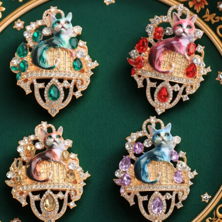 Luxury Elegant Classic Cat Brooch Jewelry Gift for Women Men
