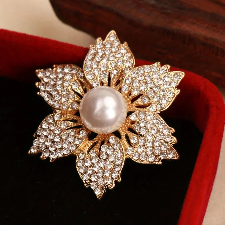 Classic Floral Openwork Brooch Wedding Gift for Men and Women